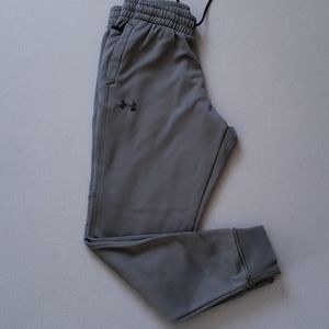 Under Armour mens jogger, gray, size L